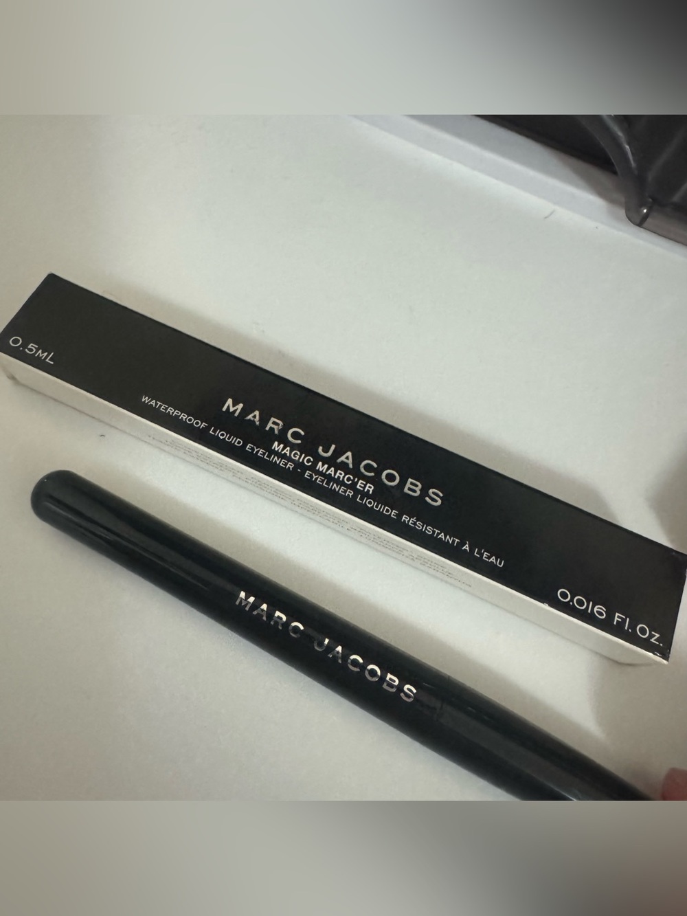 Marc Jacobs Magic Marc'er Waterproof Liquid Precision Eyeliner BLACQUER NIB